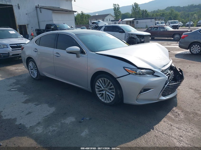 2017 LEXUS ES auction photo 1