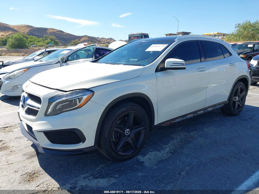 2016 MERCEDES-BENZ GLA 250 — zdjęcie 2