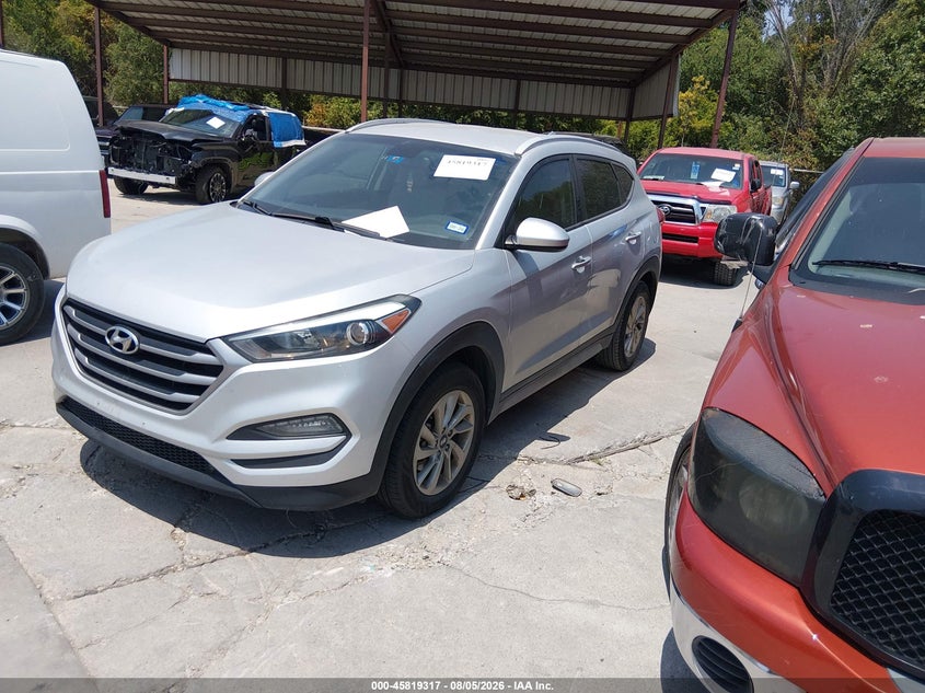 2018 HYUNDAI TUCSON auction photo 2