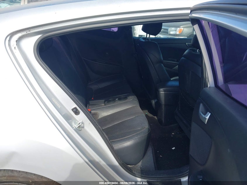 2015 HYUNDAI VELOSTER auction photo 8