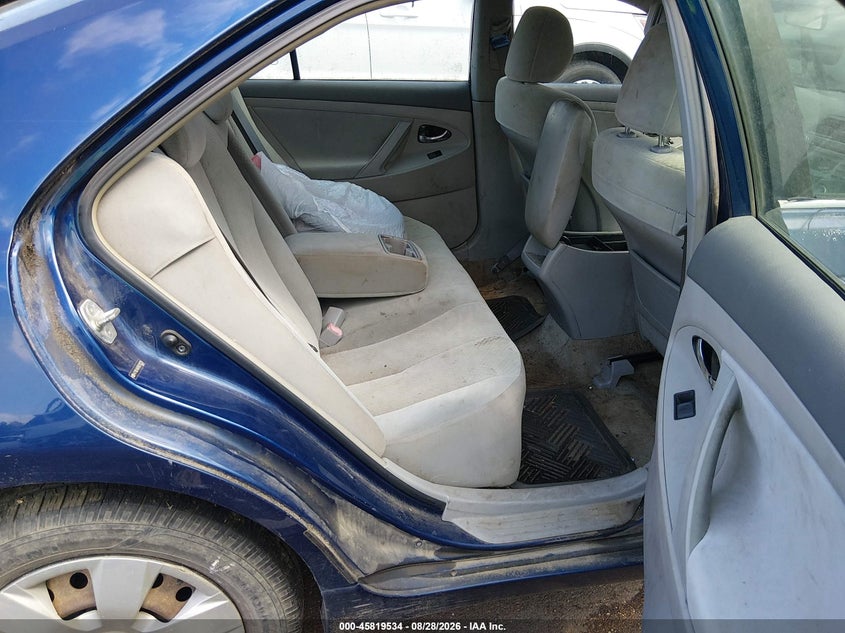 2009 TOYOTA CAMRY auction photo 8
