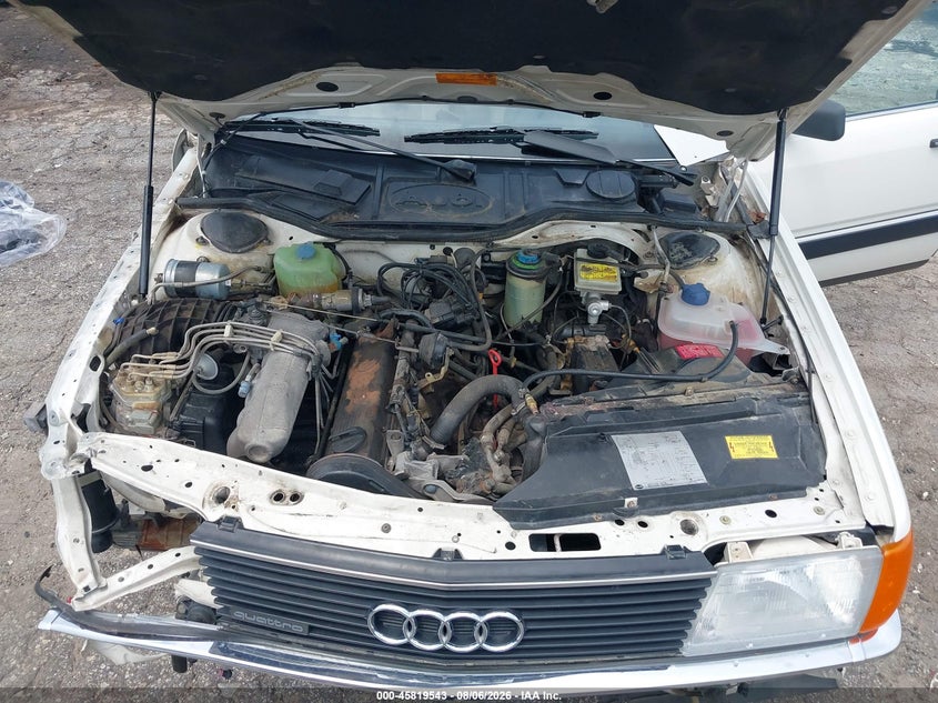 Фото 10 - AUDI 5000
