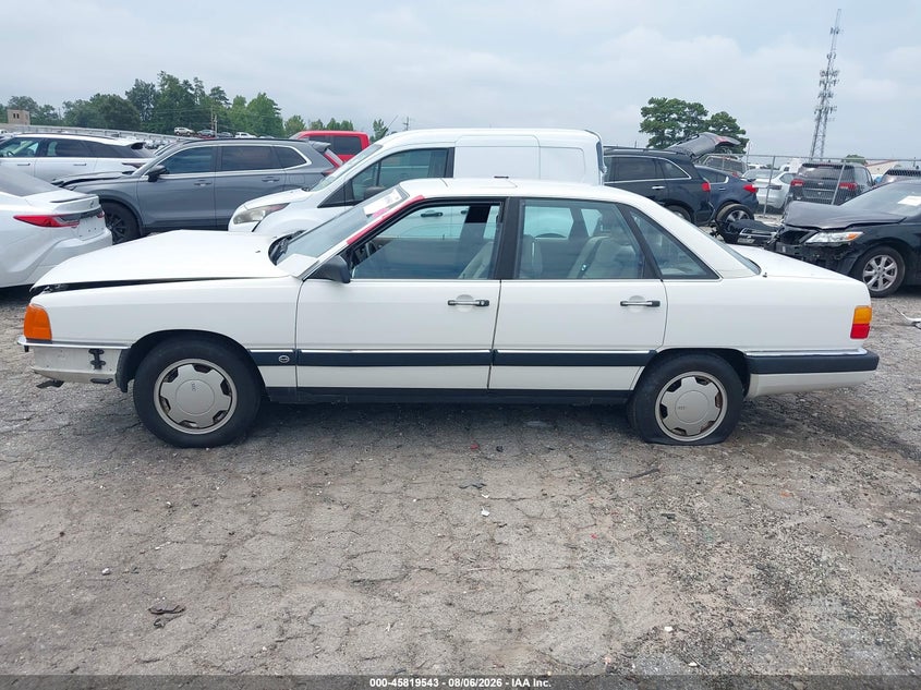 AUDI 5000 1987 VIN WAUDC0441HN132704