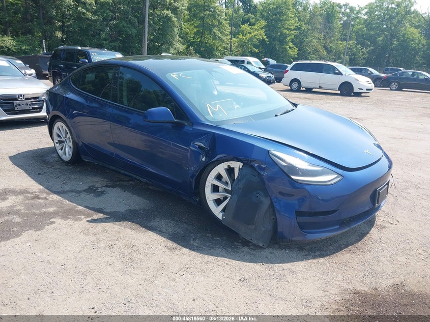 TESLA MODEL 3 - zdjęcie 1