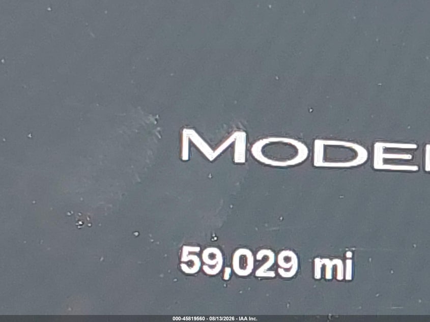 TESLA MODEL 3 - zdjęcie 15