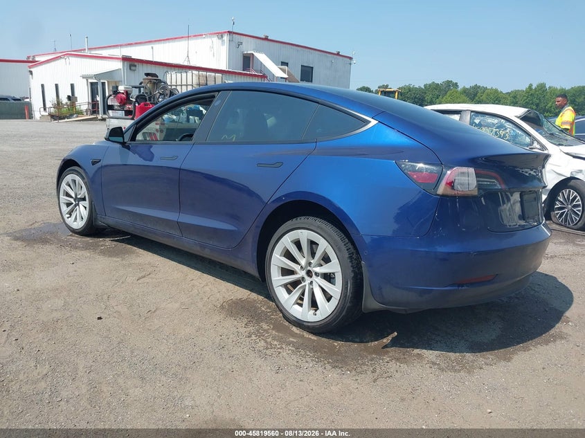 TESLA MODEL 3 - zdjęcie 3