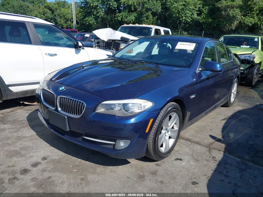 2013 BMW 5er, Дах, IAAI, VIN WBAXH5C58DD112651 — фото 2