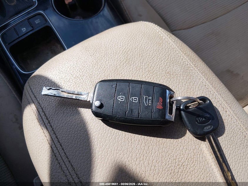 KIA SORENTO 2014 VIN 5XYKT3A60EG499565