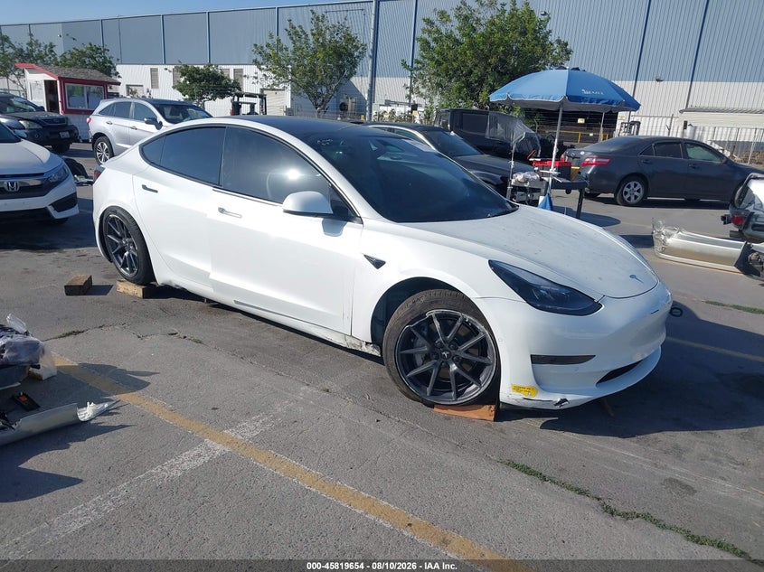 Vin: 5yj3e1eaxnf147974, lot: 46318535, tesla model 3 rear-wheel drive 2022 img_1