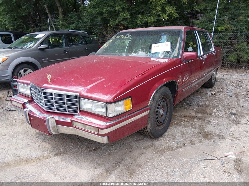 1992 CADILLAC FLEETWOOD auction photo 2