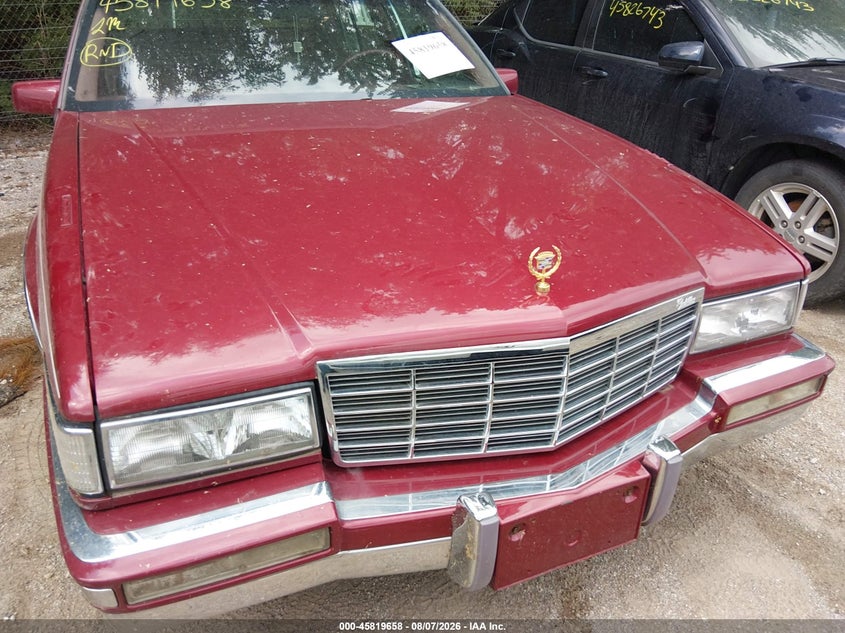 1992 CADILLAC FLEETWOOD auction photo 6