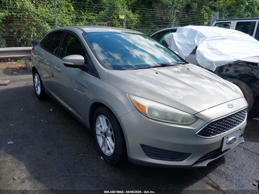 Vin: 1fadp3f26fl202135, lot: 46318545, ford focus se 2015 img_1