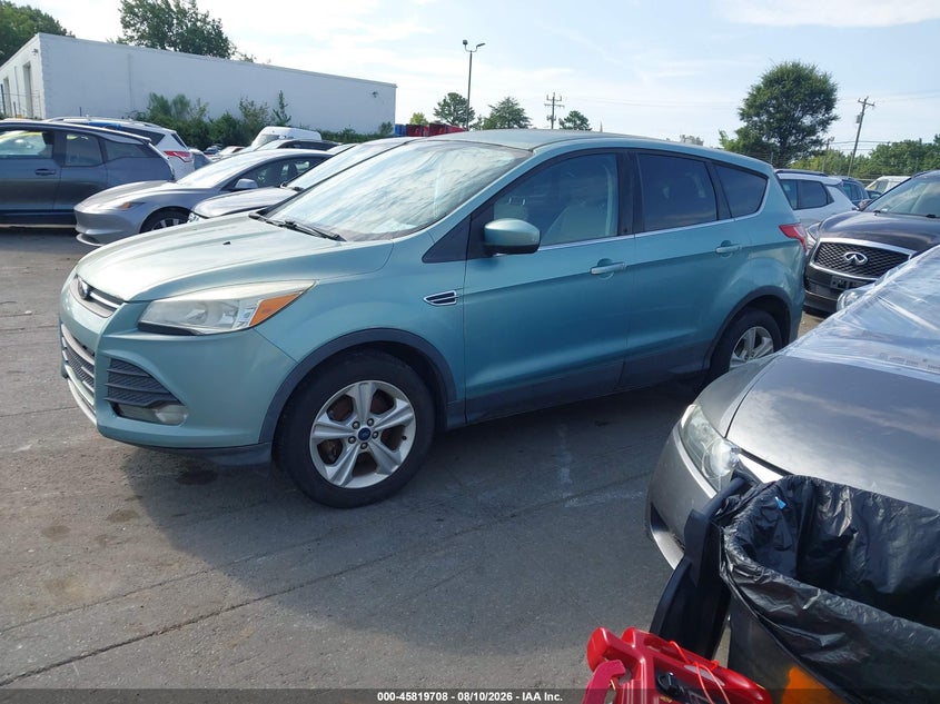 Vin: 1fmcu0gx0dub24395, lot: 46318589, ford escape se 20132