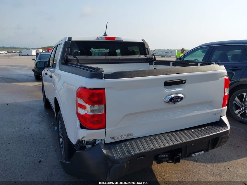 2024 FORD MAVERICK auction photo 6