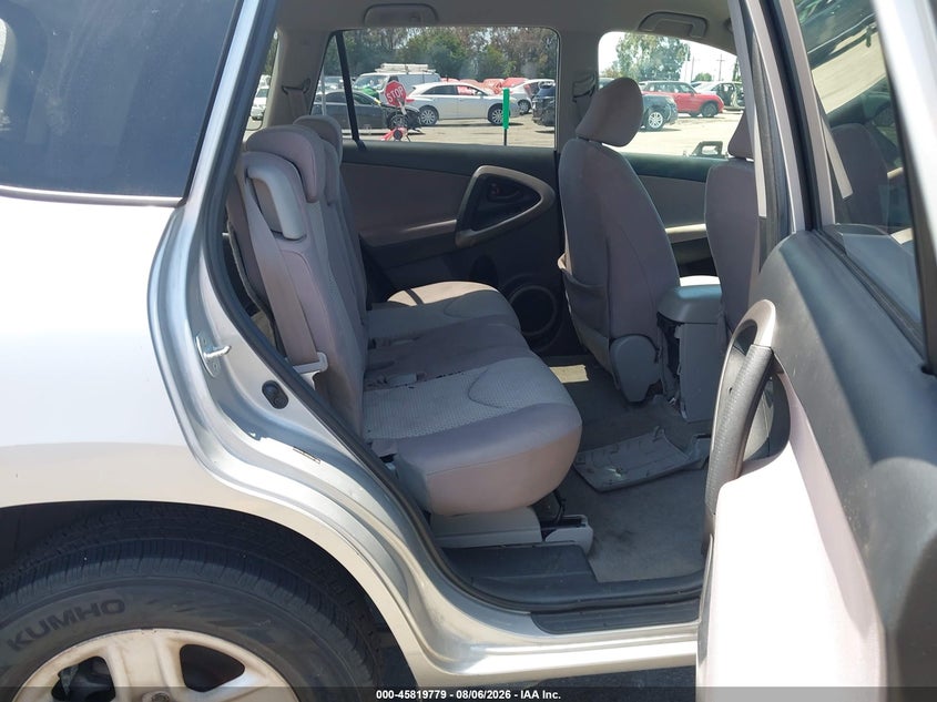 2007 TOYOTA RAV4 auction photo 8
