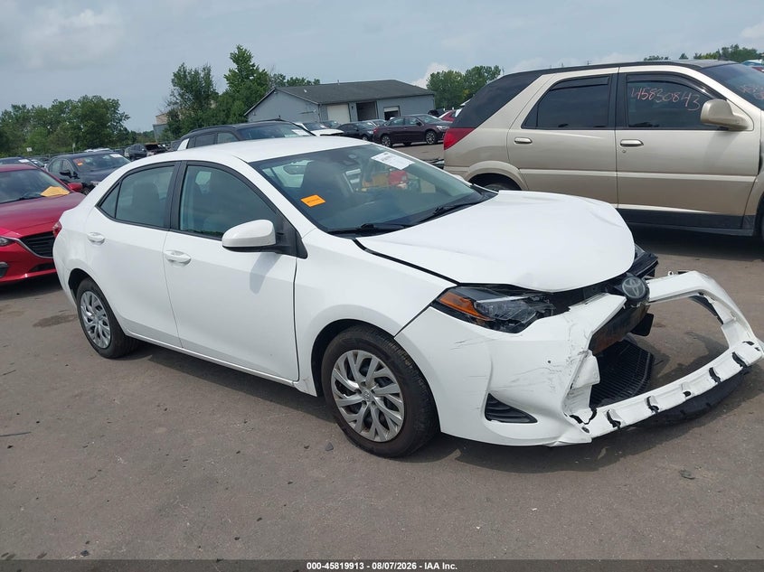 Vin: 2t1burhe8hc874034, lot: 46318794, toyota corolla le 2017 img_1
