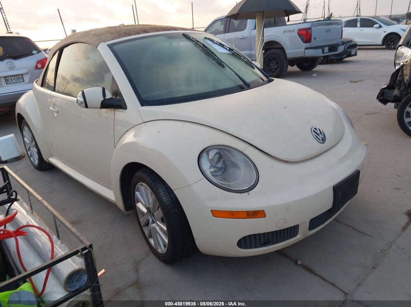 2009 VOLKSWAGEN NEW BEETLE — zdjęcie z aukcji