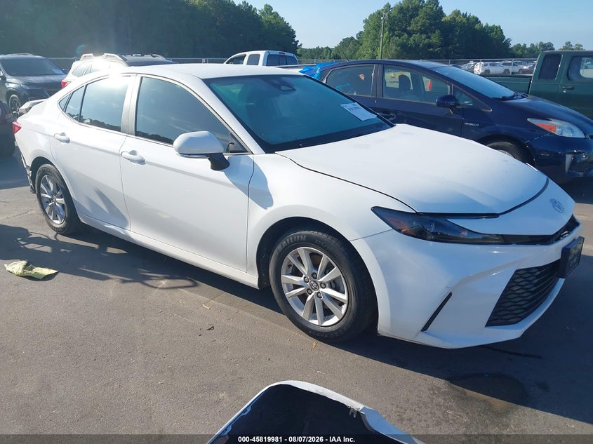 TOYOTA CAMRY - zdjęcie 1