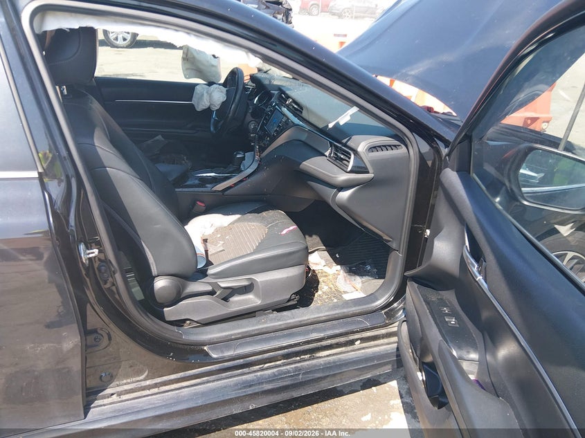 TOYOTA CAMRY - zdjęcie 5