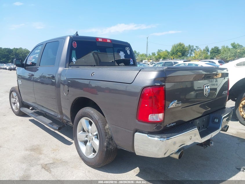2019 RAM 1500 CLASSIC auction photo 3