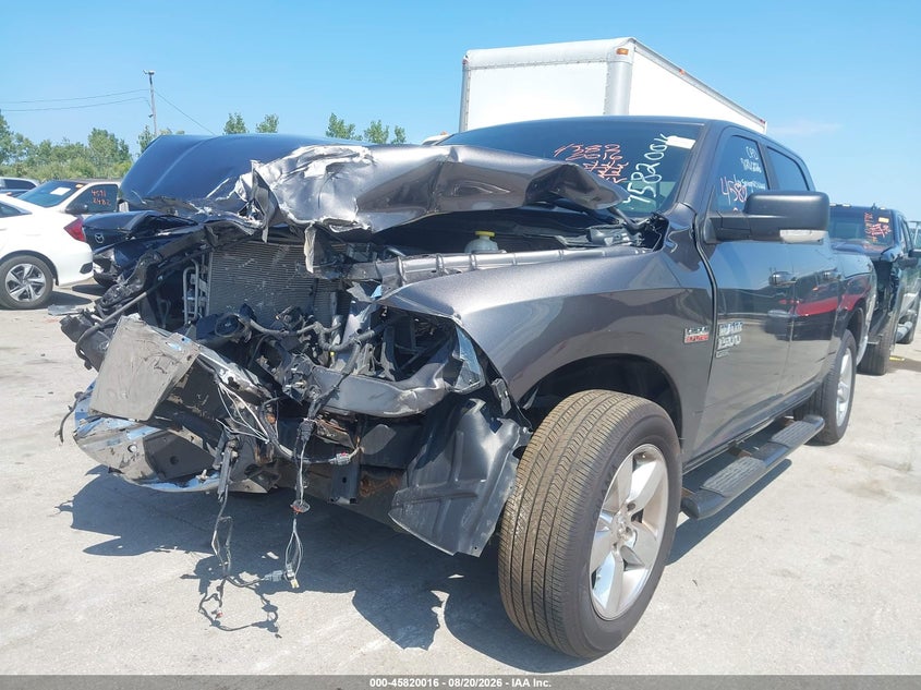 2019 RAM 1500 CLASSIC auction photo 6