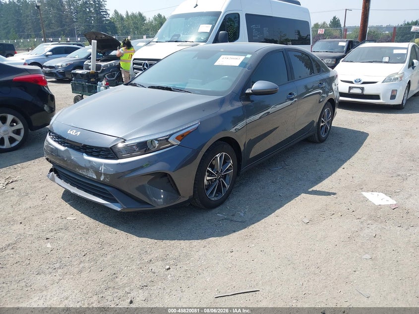 2023 Kia Forte, Right Rear, IAAI, VIN 3KPF24AD5PE678645 — photo 2