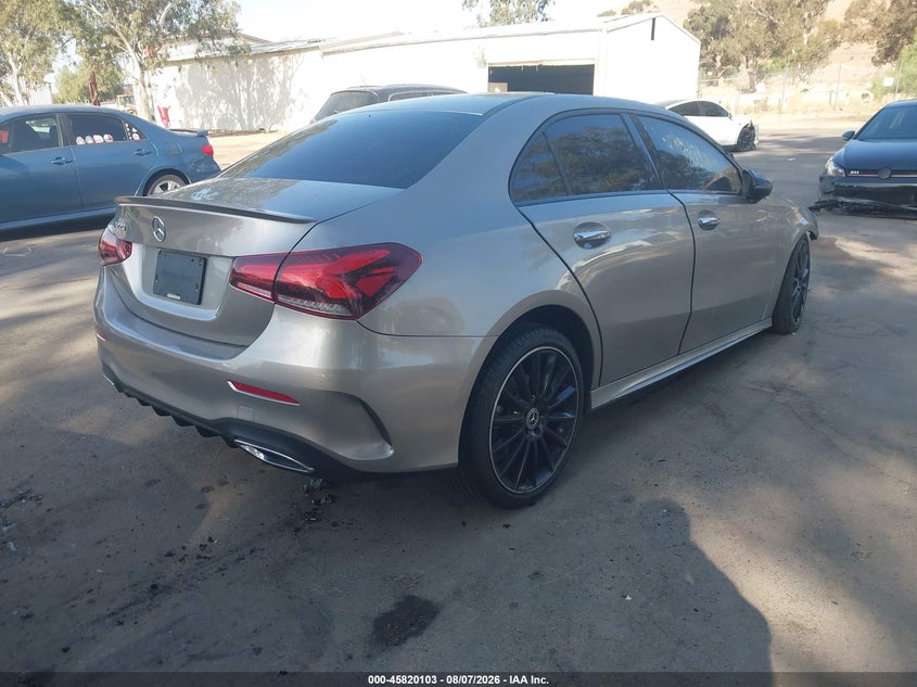 2020 MERCEDES-BENZ A 220 auction photo 4
