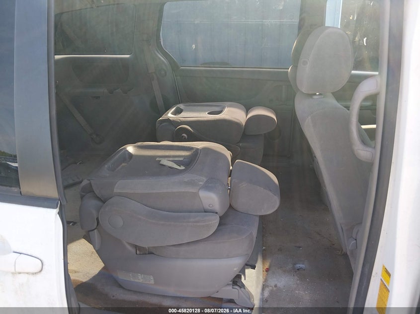 TOYOTA SIENNA 2005 VIN 5TDZA23C45S223801