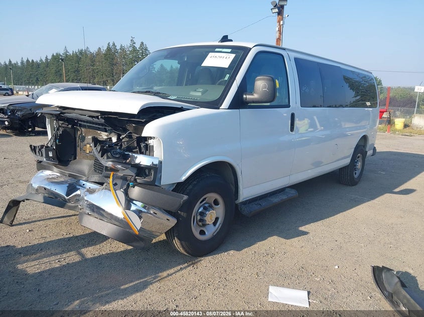 Vin: 1gazgpfp4s1257796, lot: 46319024, chevrolet express passenger rwd 3500 extended wheelbase lt 20252