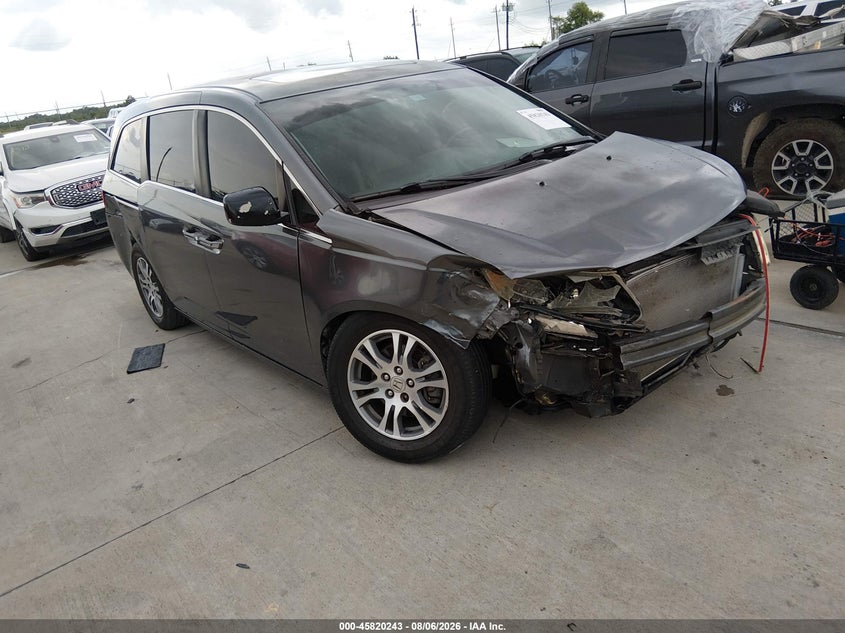 2011 HONDA ODYSSEY auction photo 1