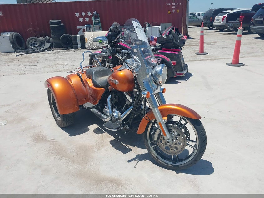 HARLEY-DAVIDSON FLRT 2015