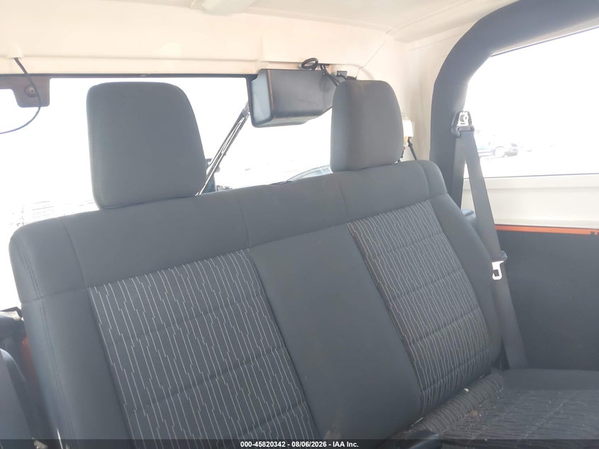 2012 JEEP WRANGLER auction photo 8