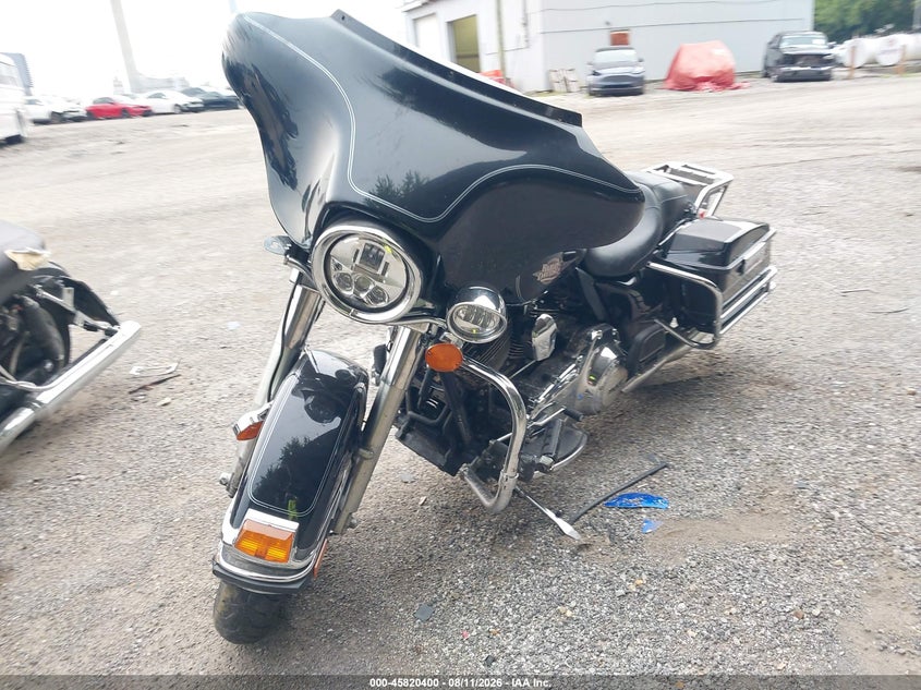 HARLEY-DAVIDSON FLHTC 2013