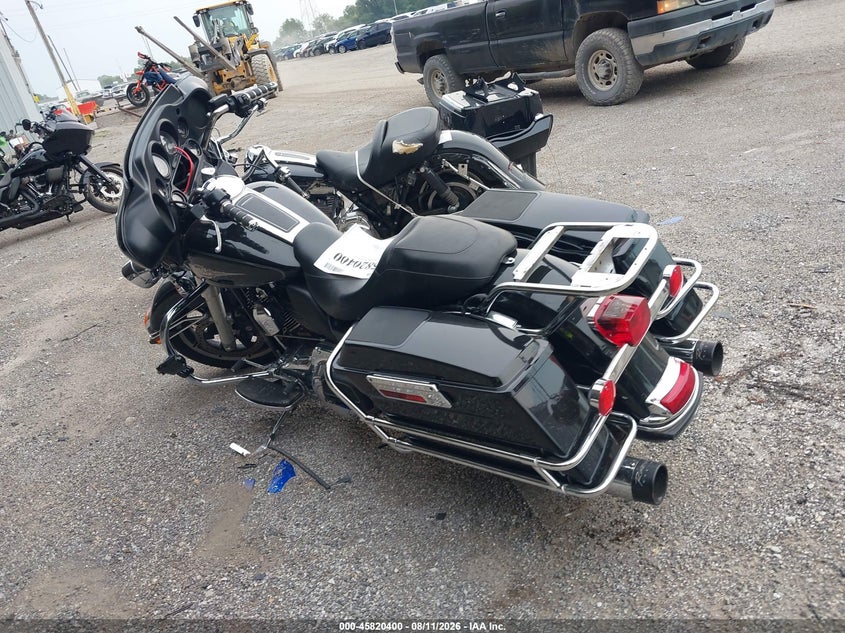 HARLEY-DAVIDSON FLHTC 2013