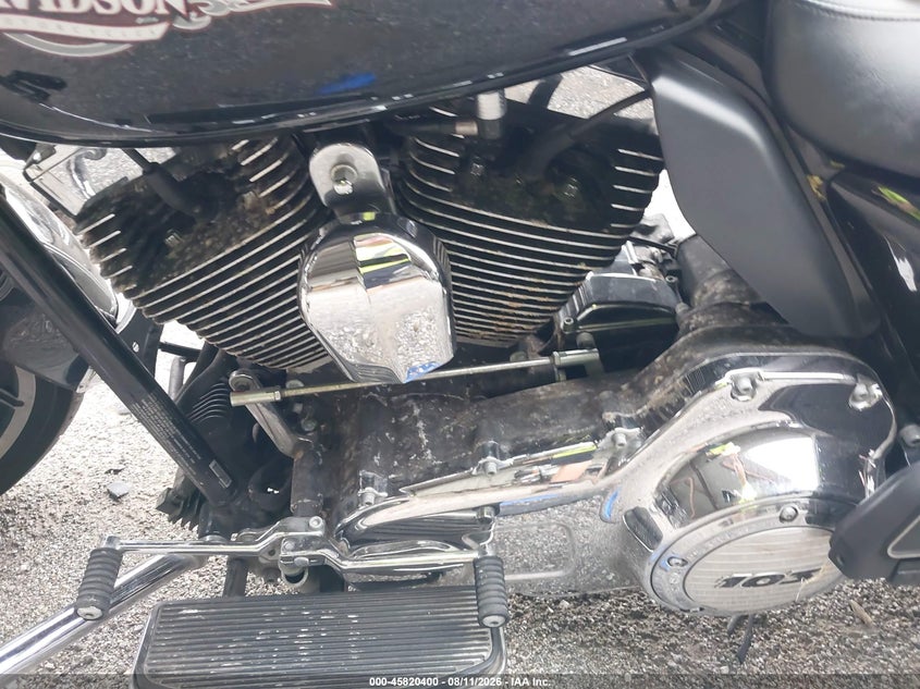 HARLEY-DAVIDSON FLHTC 2013