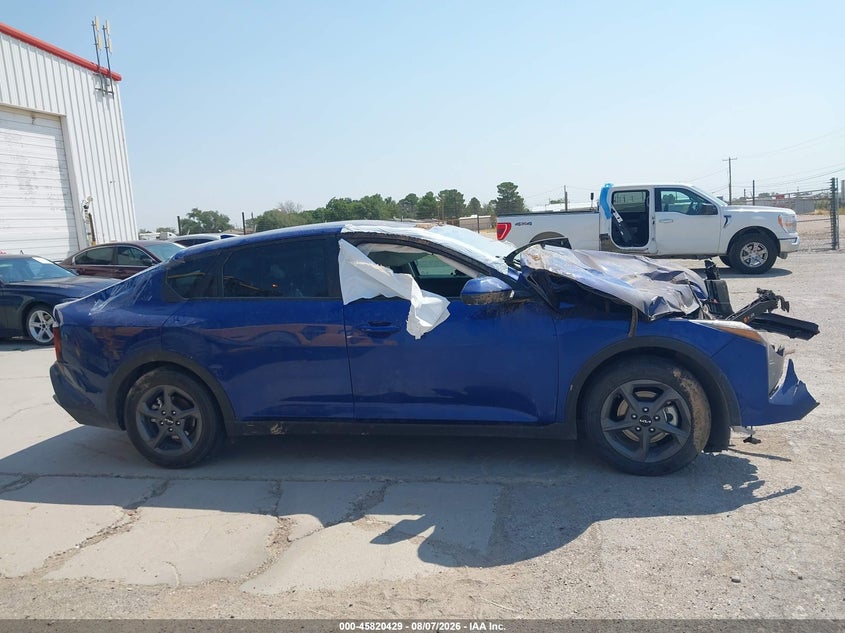 2025 KIA K4 SEDAN 2.0L I-4 DOHC, VVT, 147HP