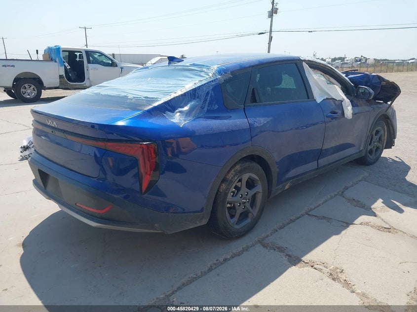 Vin: 3kpft4de6se044335, lot: 46319310, kia k4 lxs 20254