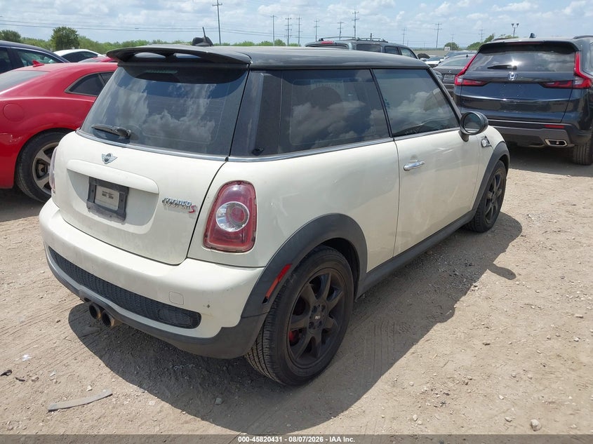 2010 MINI COOPER S auction photo 4