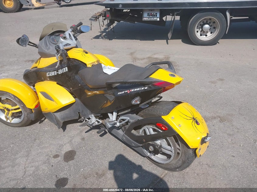 2008 CAN-AM SPYDER ROADSTER auction photo 3