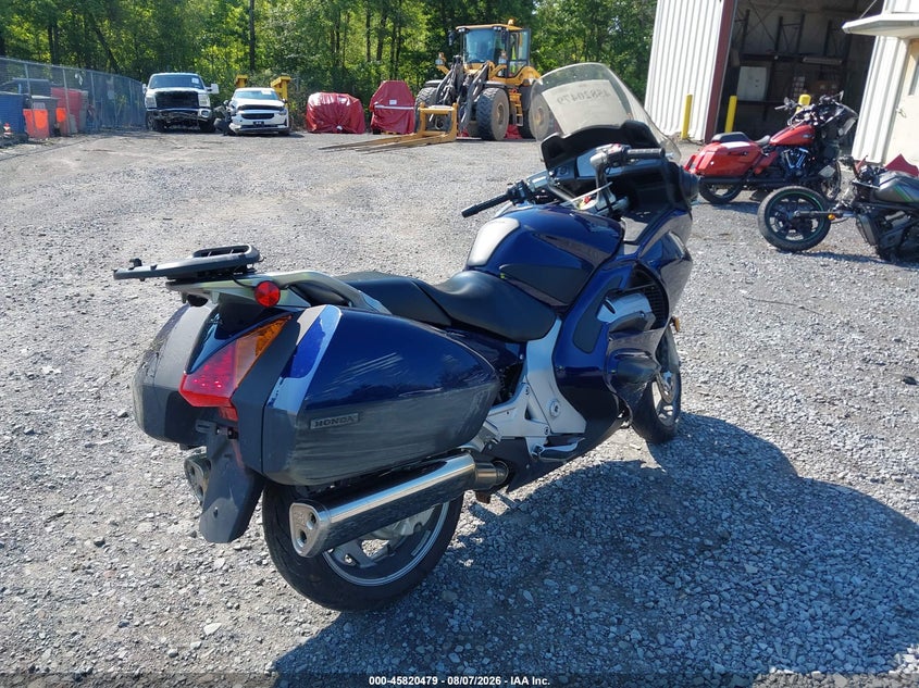 2004 HONDA ST1300 — zdjęcie 4