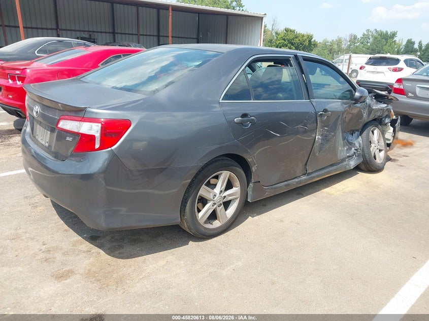 2014 TOYOTA CAMRY auction photo 4