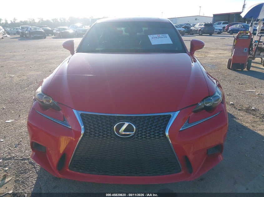 2016 LEXUS IS 200T · Фото 13