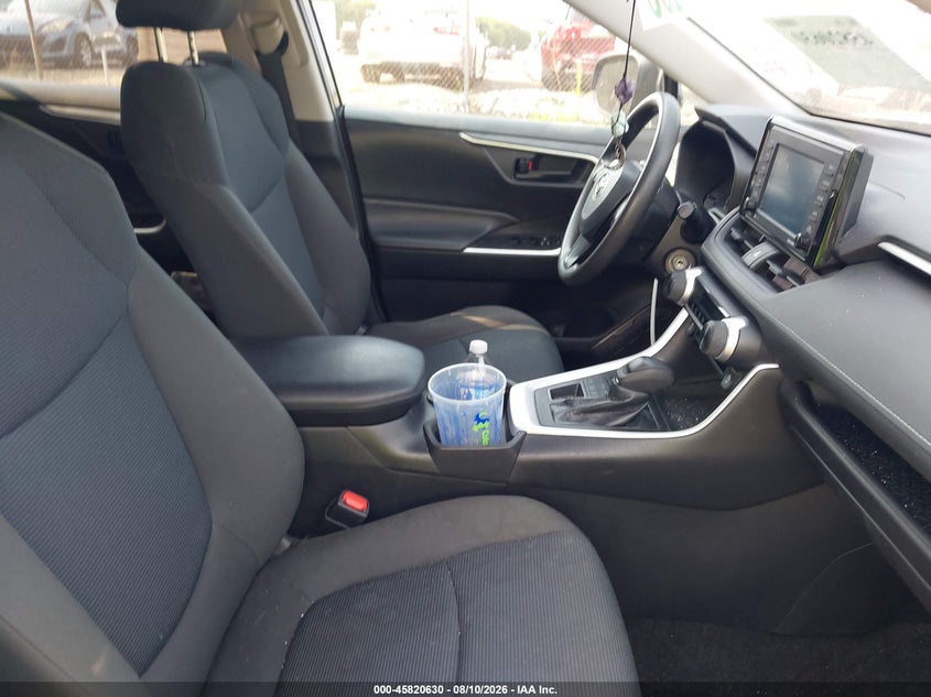 2021 TOYOTA RAV4 auction photo 5