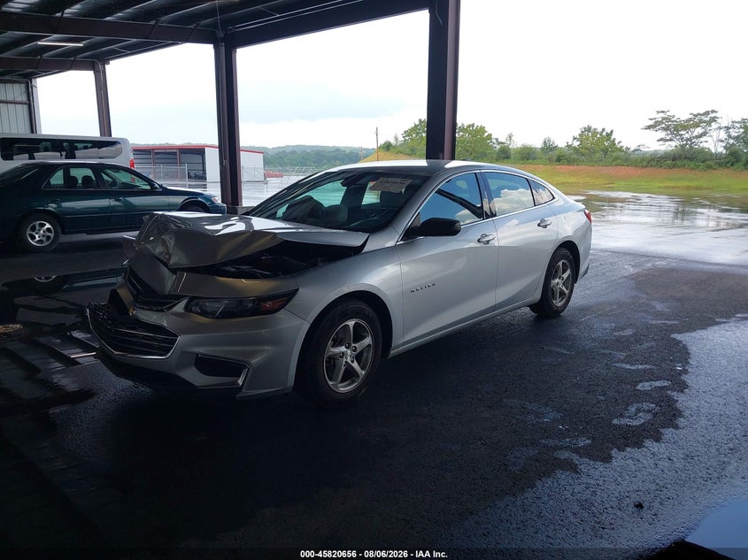 2018 CHEVROLET MALIBU auction photo 2
