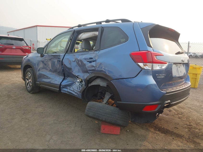 Vin: jf2skajc7mh476241, lot: 46319566, subaru forester premium 20213