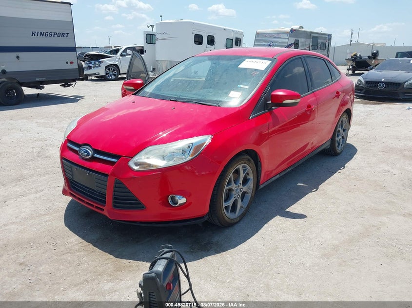 Vin: 1fadp3f22dl209614, lot: 46319596, ford focus se 20132