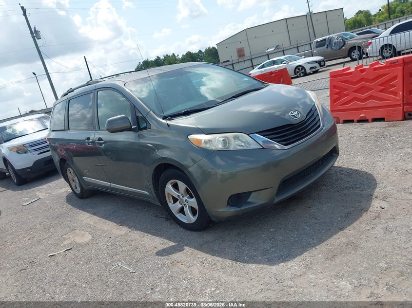 Vin: 5tdkk3dc9es452512, lot: 46319620, toyota sienna le v6 8 passenger 2014 img_1