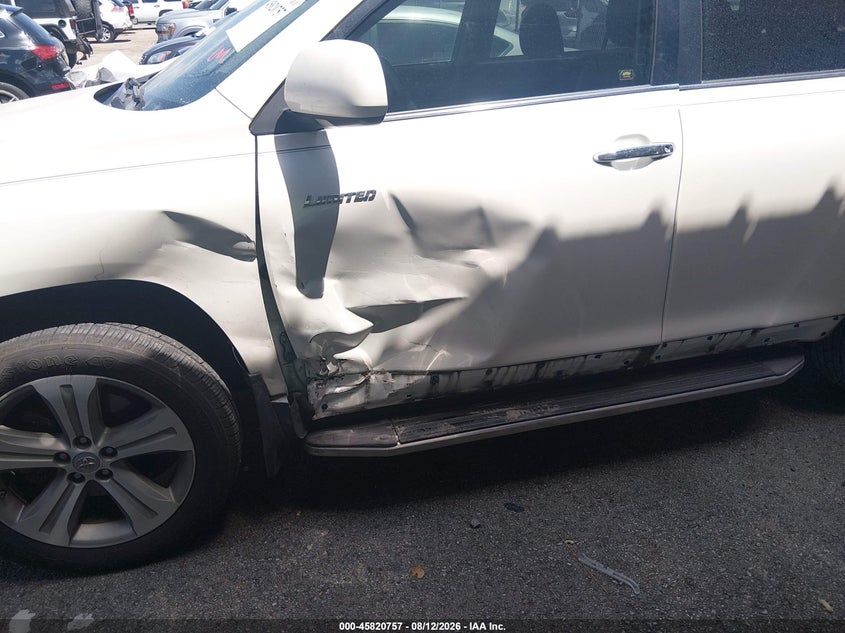 2013 TOYOTA HIGHLANDER auction photo 6