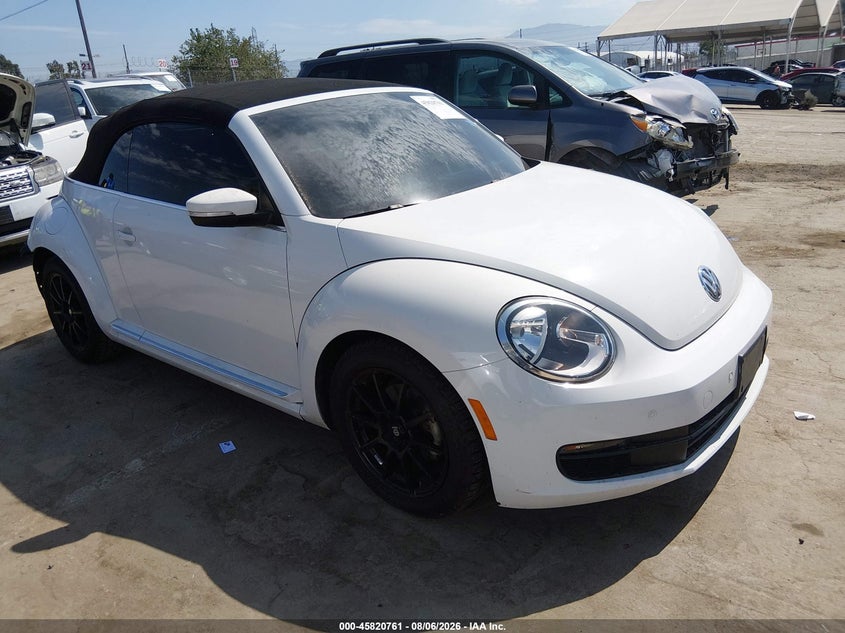 Vin: 3vw5p7at0dm830223, lot: 46319642, volkswagen beetle 2.5l 2013 img_1