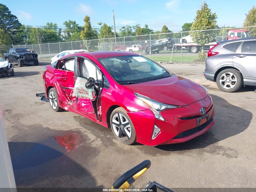 Vin: jtdkarfu1h3530069, lot: 46319716, toyota prius four touring 2017 img_1